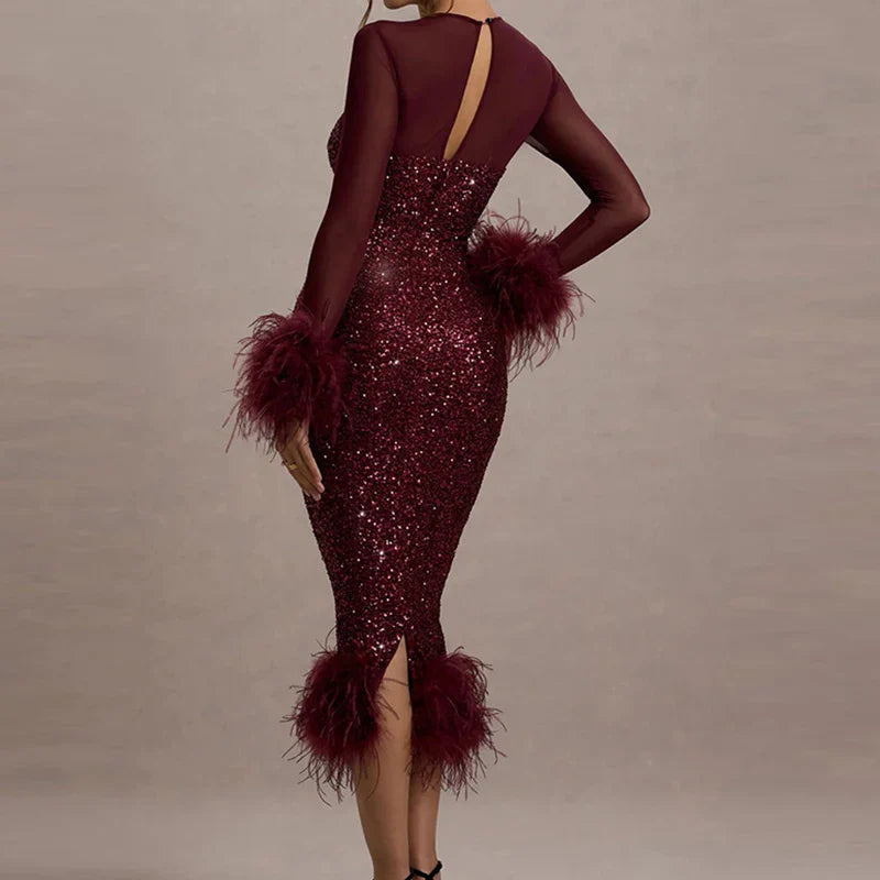 Mirabelle™ | Vestido de lentejuelas con plumas