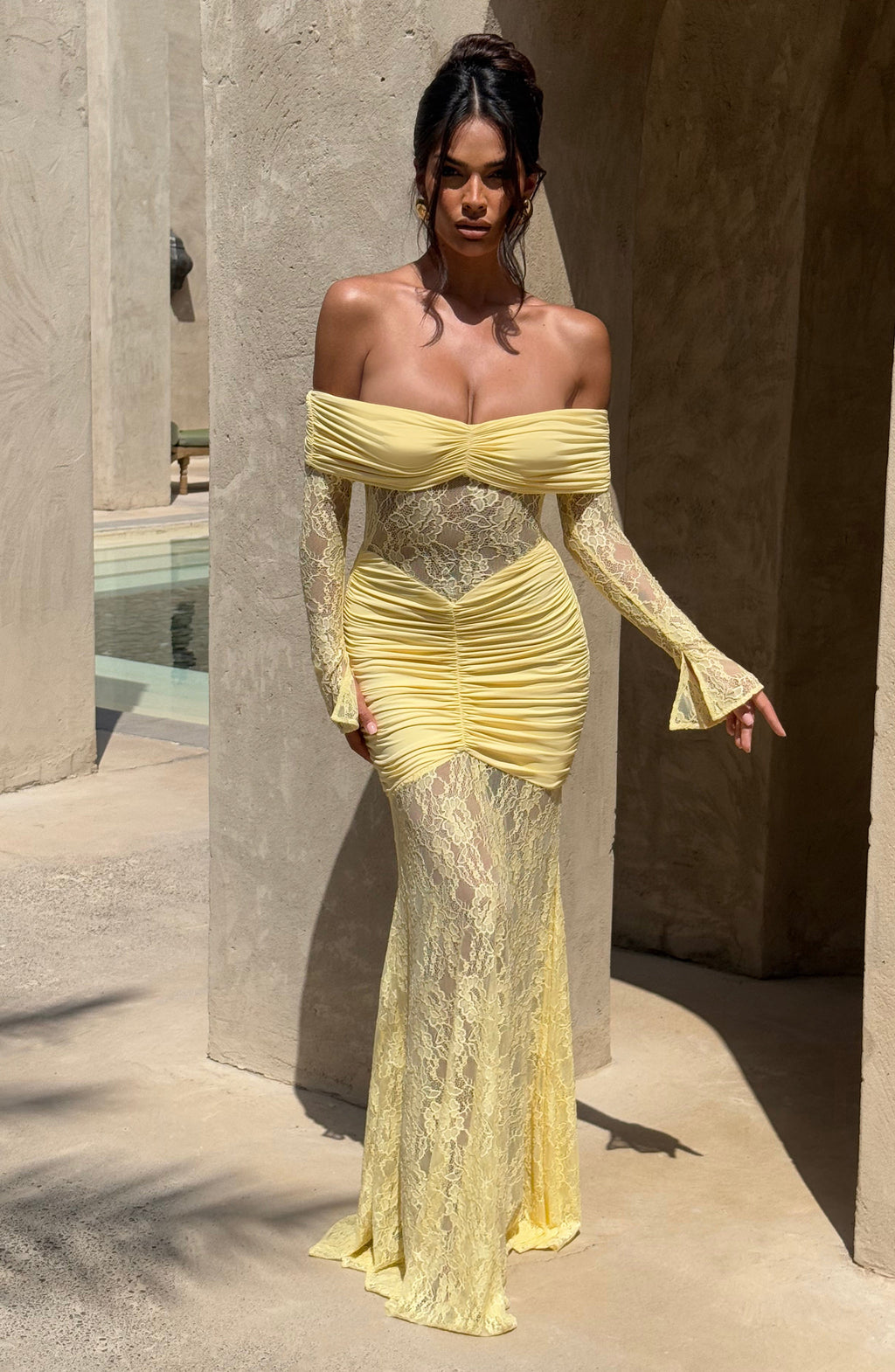 Ariadna™ | Vestido premium de encaje y frunces