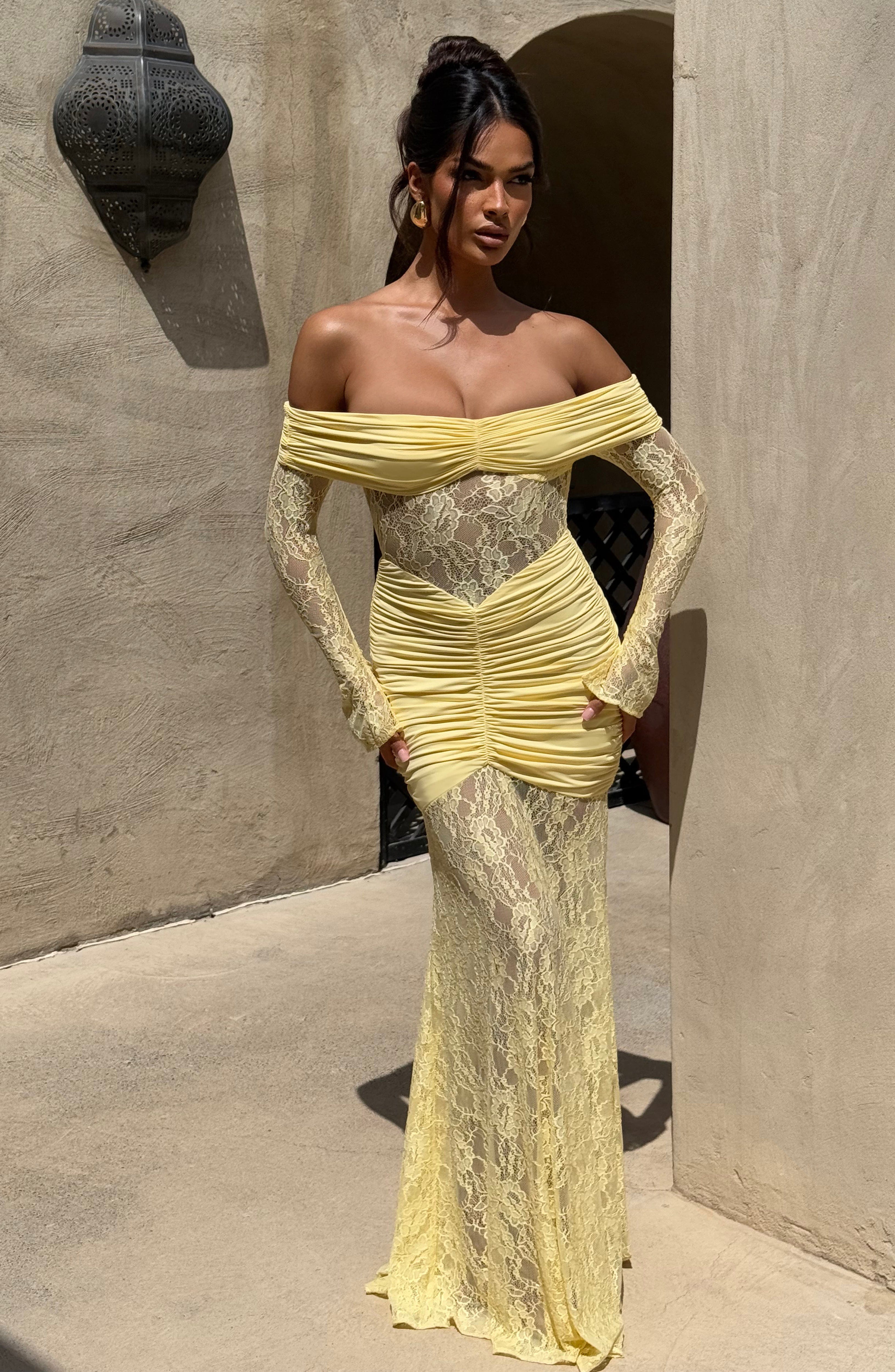 Ariadna™ | Vestido premium de encaje y frunces